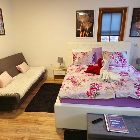 Apartment Anaya Paradise For Families Бовец Екстериор снимка