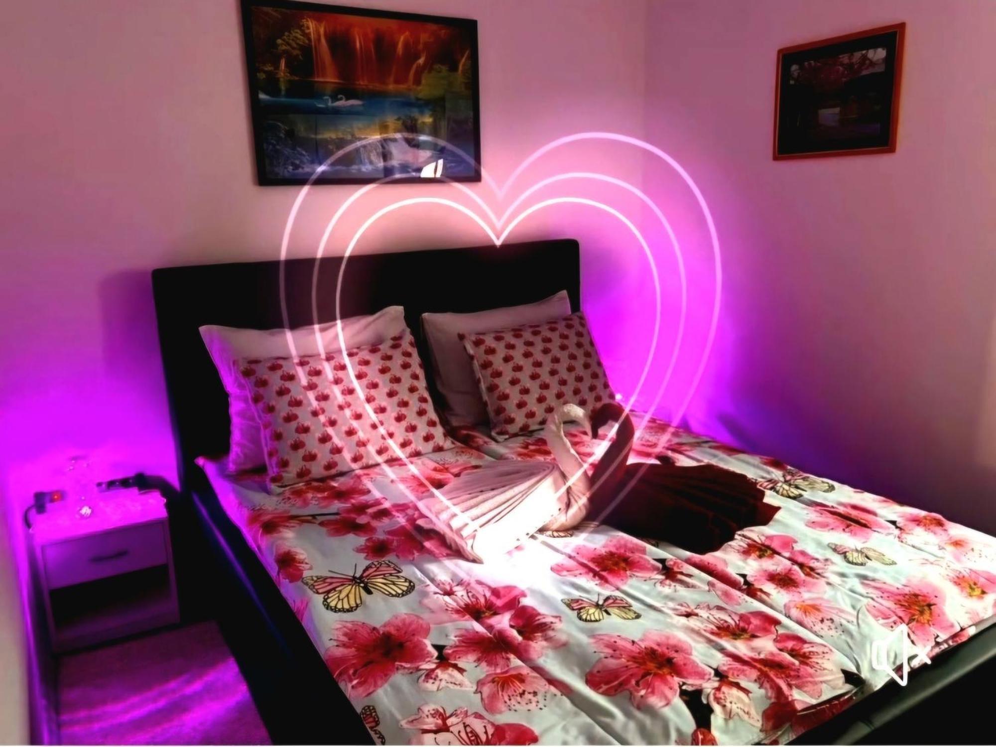 Apartment Anaya Paradise For Families Бовец Екстериор снимка