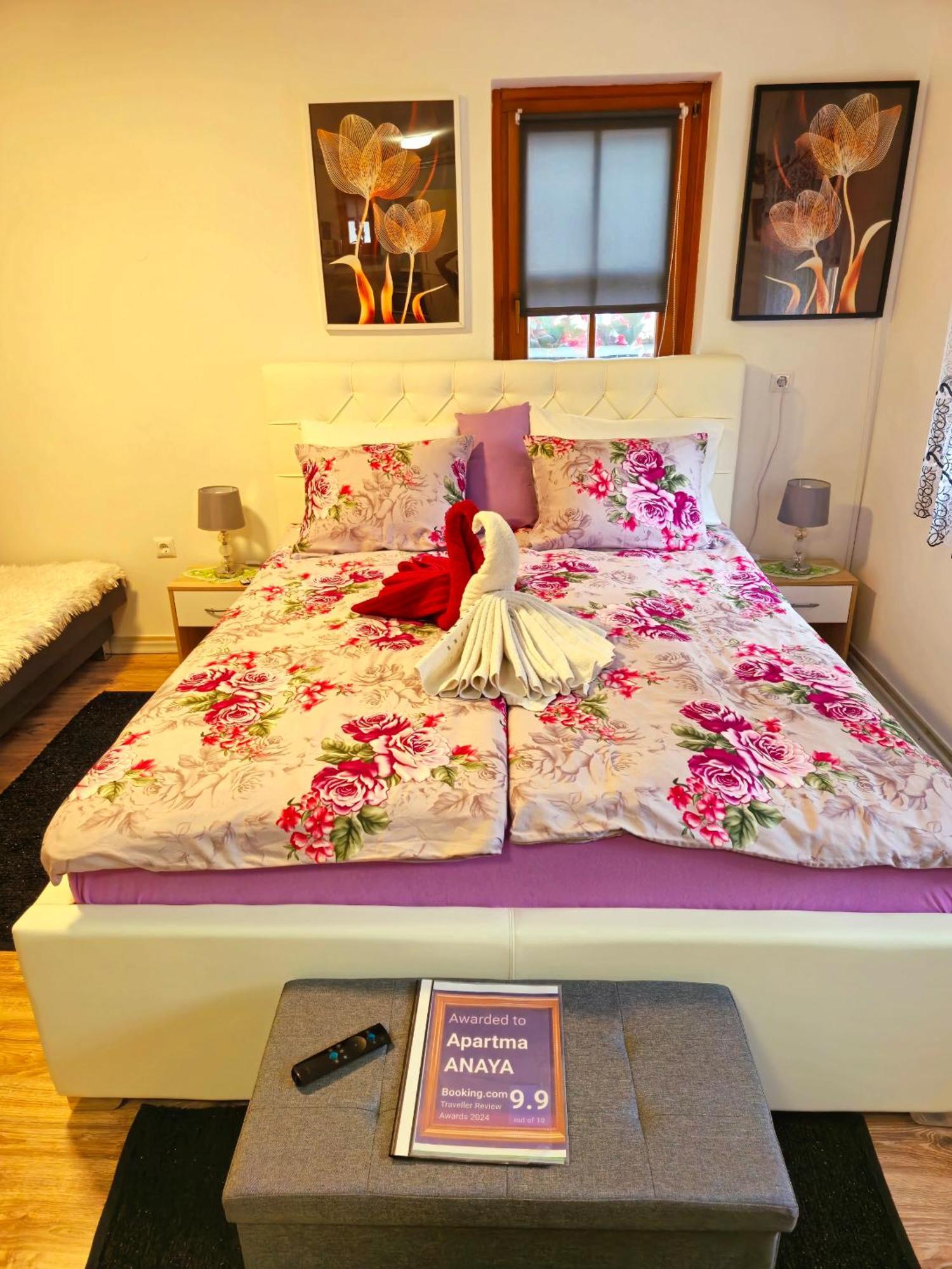 Apartment Anaya Paradise For Families Бовец Екстериор снимка